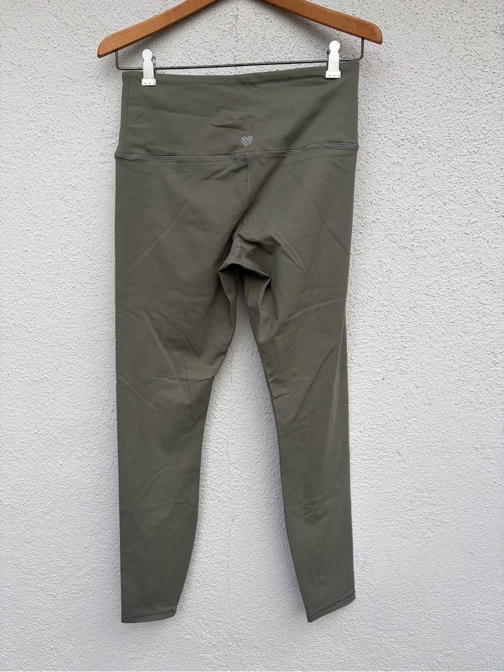 Forever 21 Olive Green High-Waist Active Leggings Women’s Size M - Picture 10 of 15